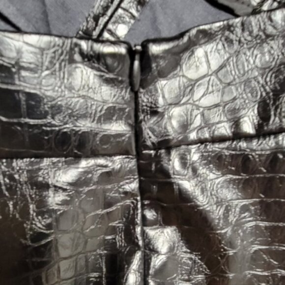 ZARA Faux Crocodile Leather Pants NWOT - Picture 7 of 8